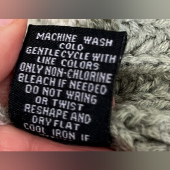 MOON & MADISON Chunky Knit Colorblock Cropped Sweater, XS - Picture 9 of 9